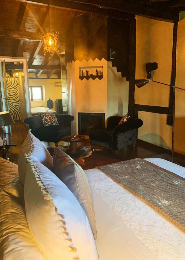 Hotel Boutique Valle De Oca Villanasur Rio De Oca Luaran gambar