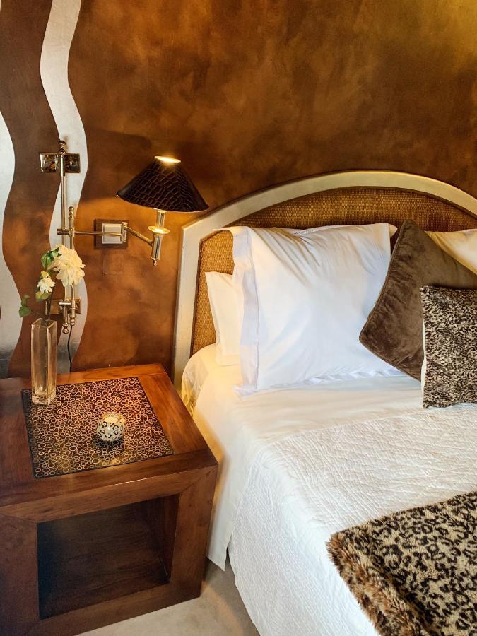 Hotel Boutique Valle De Oca Villanasur Rio De Oca Luaran gambar