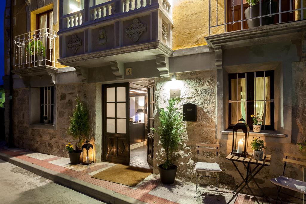 Hotel Boutique Valle De Oca Villanasur Rio De Oca Luaran gambar