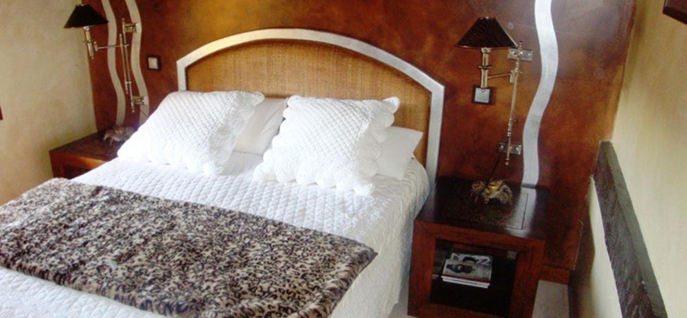 Hotel Boutique Valle De Oca Villanasur Rio De Oca Luaran gambar